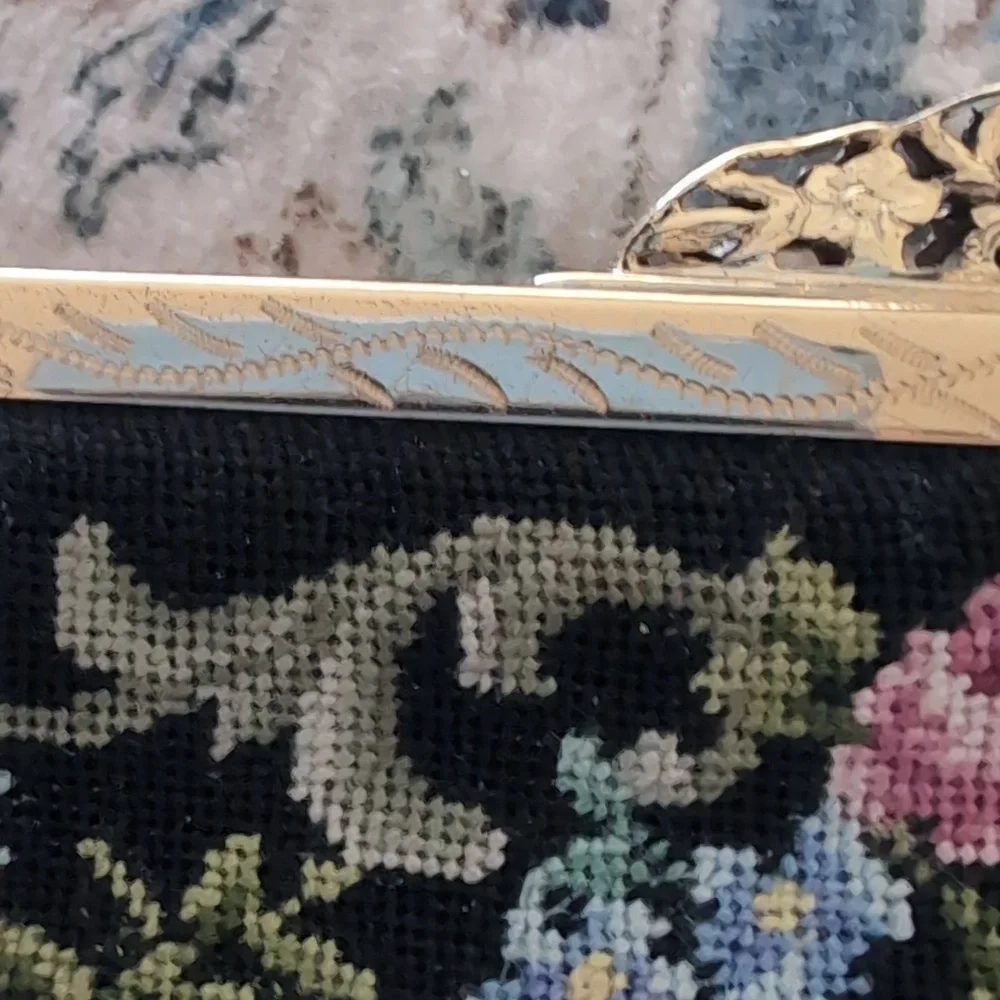 Vintage brocade floral bag - Picture 8 of 8